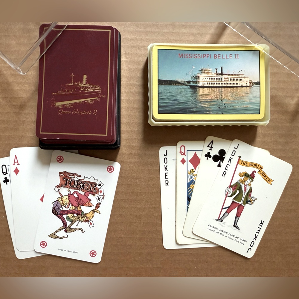 Mississippi Belle II Playing Cards Set - Red and Yellow